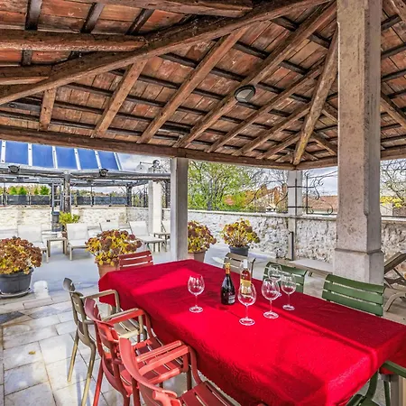 Casa de Férias Golden Roots By Interhome *
