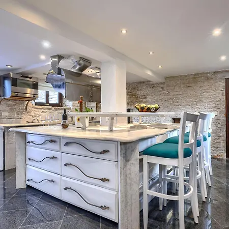 Casa de Férias Golden Roots By Interhome Pazin