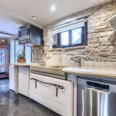 Casa de Férias Golden Roots By Interhome *